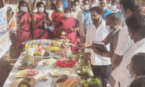 வருமுன் காப்போம் திட்ட முகாமில் 1056 பேருக்கு சிகிச்சை வருமுன் காப்போம் திட்ட முகாமில் 1056 பேருக்கு சிகிச்சை