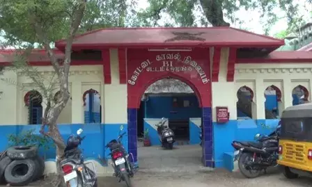 திருச்சி மசாஜ் சென்டரில் விபச்சாரம் செய்த 5 பேர் கைது திருச்சி மசாஜ் சென்டரில் விபச்சாரம் செய்த 5 பேர் கைது