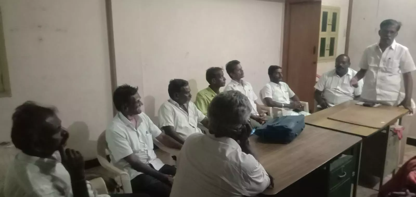 தமிழ்நாடு ஏ.ஐ.டி.யு.சி. கட்டிட தொழிலாளர் சங்க திருச்சி மாவட்ட கூட்டம் தமிழ்நாடு ஏ.ஐ.டி.யு.சி. கட்டிட தொழிலாளர் சங்க திருச்சி மாவட்ட கூட்டம்