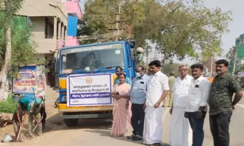 காரியாப்பட்டி பேரூராட்சியில்  தீவிர தூய்மைப் பணி முகாம்