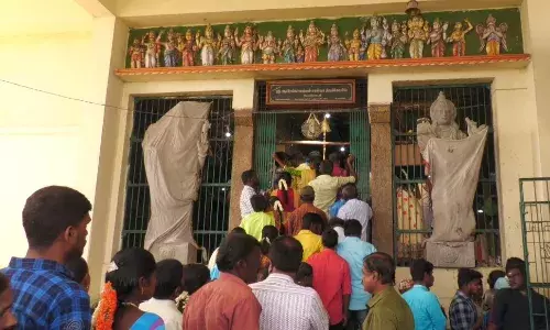 பங்குனி உத்தித்தையொட்டி சாஸ்தா கோவில்களில் குடும்பத்துடன் பக்தர்கள் வழிபாடு