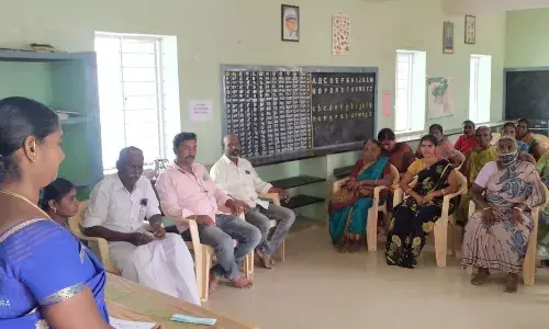 கீழ்வாணி இந்திராநகரில் பள்ளி மேலாண்மை குழு ஆலோசனை கூட்டம்.