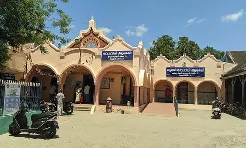 குடியாத்தம் சார்பதிவாளர் அலுவலகத்தை வட்டாட்சியர் அலுவகத்தில் அமைக்க கோரிக்கை