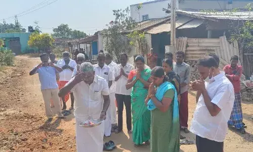 புதுப்பாளையம் ஊராட்சியில் பூமி பூஜையுடன் வளர்ச்சிப்பணிகள் தொடக்கம்