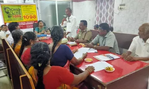 திருமயத்தில் தாலுகா அளவிலான  1098 சைல்டு லைன் சார்பில் ஆலோசனைக் குழு கூட்டம்
