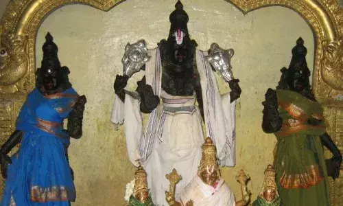 மதுரை அருகே சோழவந்தான் ஜெனி நாராயணப் பெருமாள் ஆலய பங்குனி பெருந் திருவிழா