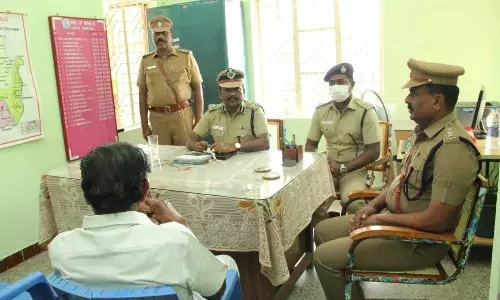 அந்தியூர் காவல் நிலையத்தில் டி.ஐ.ஜி முத்துசாமி ஆய்வு