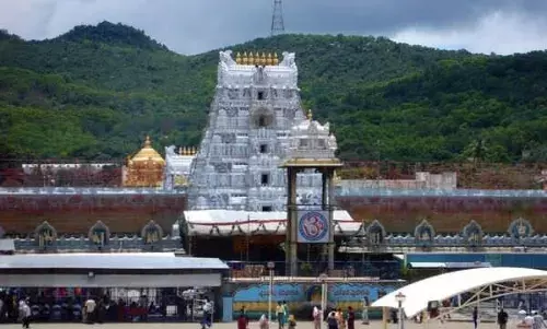திருமலா செல்லும் பக்தர்கள் கவனத்திற்கு-நாளை ஆலய ஆழ்வார் திருமஞ்சனம்