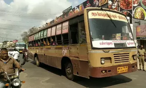 2வது நாளாக வேலைநிறுத்தம்: மயிலாடுதுறையில் 70% பேருந்துகள் இயக்கம்