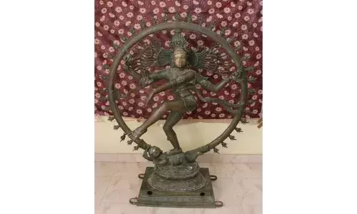 கும்பகோணம் அருகே 5 அடி உயர நடராஜா் சிலை மீட்பு