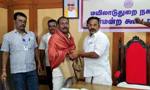மயிலாடுதுறை நகராட்சி நிலைக்குழு உறுப்பினர்கள் போட்டியின்றி தேர்வு