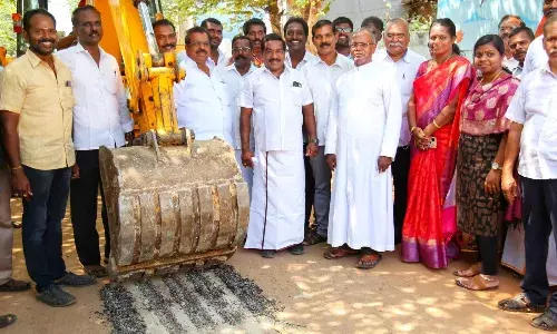 நாகர்கோவில் மாநகராட்சி பகுதியில் ரூ.55 லட்சம் மதிப்பீட்டில் சாலைப்பணி