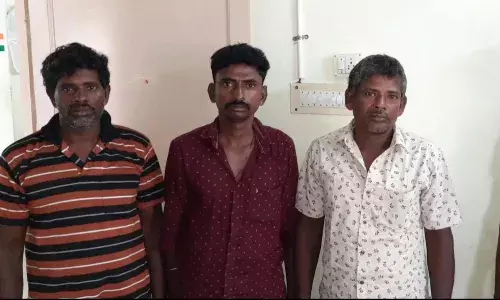 ஆர்.எஸ்.மங்கலம் அருகே கள் பறிமுதல்: 3 பேர் கைது