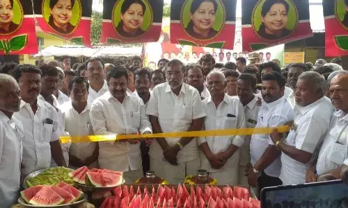 மாரண்டஹள்ளியில் அதிமுக சார்பில் தண்ணீர் பந்தல் திறப்பு