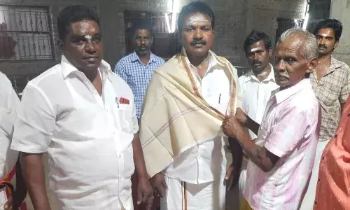 அந்தியூரில் தேமுதிக தலைவர் பூரண நலம்பெற வேண்டி சிறப்பு பூஜை அந்தியூரில் தேமுதிக தலைவர் பூரண நலம்பெற வேண்டி சிறப்பு பூஜை