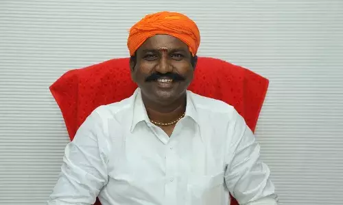 பேரையூர் அருகே டாஸ்மாக் கடைகளை அகற்ற பா.ஜ.க. நிர்வாகி கோரிக்கை