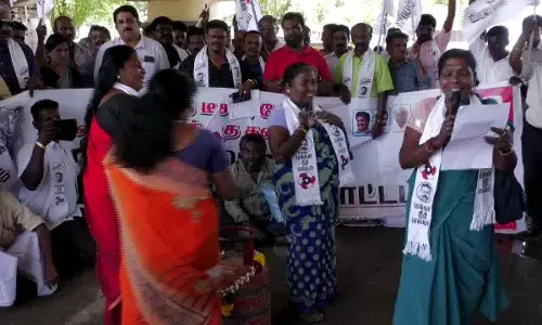 பெட்ரோல், டீசல் விலை உயர்வை கண்டித்து  மக்கள் நீதி மய்யம் ஆர்ப்பாட்டம்