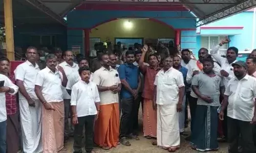 தமிழக முதல்வரை அவதூறாக பேசியதாக பாஜக பிரமுகர் கைது - காவல் நிலையம் முற்றுகை