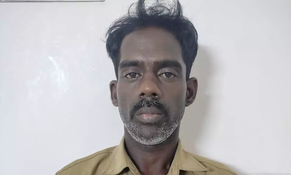 சென்னை பல்லாவரம் பகுதியில் பூட்டை உடைத்து நகை, பணம் கொள்ளையடித்தவர் கைது சென்னை பல்லாவரம் பகுதியில் பூட்டை உடைத்து நகை, பணம் கொள்ளையடித்தவர் கைது