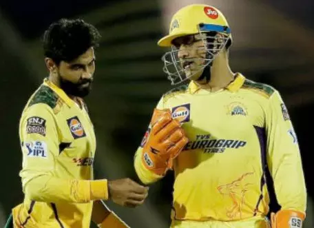 சிஎஸ்கே அணியின் கேப்டன் ஜடேஜா மனைவிக்கு கொடுத்த பரிசு என்ன தெரியுமா? சிஎஸ்கே அணியின் கேப்டன் ஜடேஜா மனைவிக்கு கொடுத்த பரிசு என்ன தெரியுமா?
