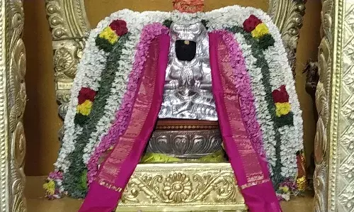 தயார்குளம் ஸ்ரீ காயாரோகனேஸ்வரர் கோயிலில் குருபெயர்ச்சி விழா கோலாகலம்