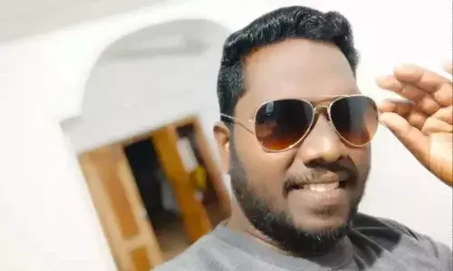 அம்பேத்கர் பிறந்தநாளுக்கு பேனர் வைத்த இளைஞர் மின்சாரம் தாக்கி  பலி