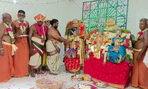 வாடிப்பட்டி குலசேகரன் கோட்டை மீனாட்சி திருக்கல்யாணம்