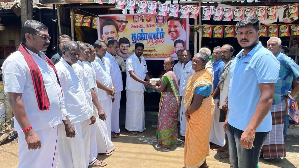 ஜெயங்கொண்டம் சட்டமன்ற தொகுதியில் கோடை கால தண்ணீர் பந்தல்கள் திறப்பு ஜெயங்கொண்டம் சட்டமன்ற தொகுதியில் கோடை கால தண்ணீர் பந்தல்கள் திறப்பு