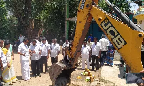 காஞ்சிபுரத்தில் ரூ.1.70 கோடி மதிப்பீட்டில் சாலை விரிவாக்க பணி துவக்கம்