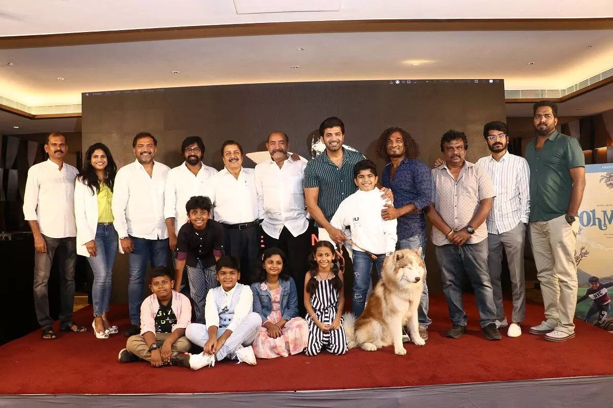 நாய்களுக்கு இரண்டு ஆண்டுகள் பயிற்சியளித்து உருவான படம் ஓ மை டாக் நாய்களுக்கு இரண்டு ஆண்டுகள் பயிற்சியளித்து உருவான படம் ஓ மை டாக்