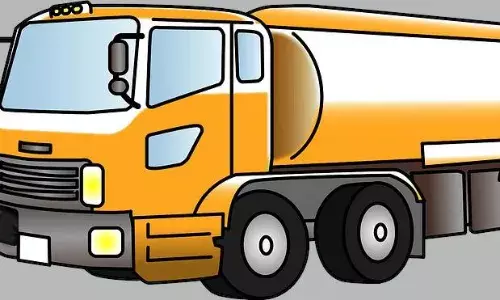 ப.வேலூர்: லாரியில் கடத்தப்பட்ட 70 ஆயிரம் லிட்டர் போலி டீசல் பறிமுதல்