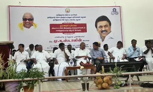 5349 மின் இணைப்புகள்: விவசாயிகளிடம் கலந்துரையாடிய முதல்வர்