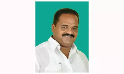 மீனவர்களை பழங்குடியினர் பட்டியலில் சேர்க்க பேரவையில் எம்எல்ஏ கோரிக்கை மீனவர்களை பழங்குடியினர் பட்டியலில் சேர்க்க பேரவையில் எம்எல்ஏ கோரிக்கை