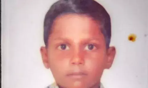 ஆத்திக்கோட்டையில் மின்சாரம் தாக்கி ஏழு வயது சிறுவன் உயிரிழப்பு ஆத்திக்கோட்டையில் மின்சாரம் தாக்கி ஏழு வயது சிறுவன் உயிரிழப்பு