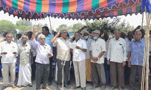 ஆரணியில் தமிழ்நாடு அரசு அனைத்து துறை ஊழியர் சங்கத்தினர் ஆர்ப்பாட்டம் ஆரணியில் தமிழ்நாடு அரசு அனைத்து துறை ஊழியர் சங்கத்தினர் ஆர்ப்பாட்டம்