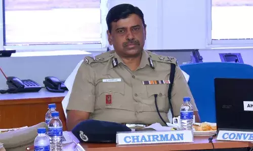 திருச்சி விமான நிலைய பாதுகாப்பு கருதி புதுக்கோட்டை சாலையில் தரைவழிப்பாலம்