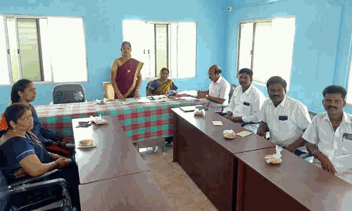 பெரணமல்லூரில் தார்சாலை, கால்வாய் அமைக்க பேரூராட்சி கூட்டத்தில் முடிவு