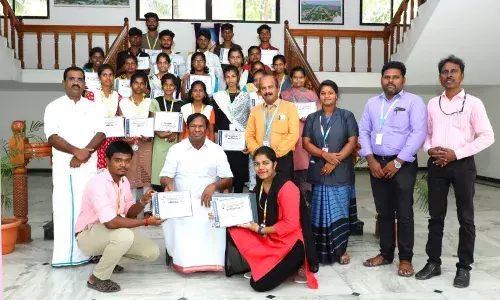மாநில அளவில் நடந்த போட்டியில் பெரம்பலூர் சீனிவாசன் கல்லூரி மாணவிகள் சாதனை மாநில அளவில் நடந்த போட்டியில் பெரம்பலூர் சீனிவாசன் கல்லூரி மாணவிகள் சாதனை