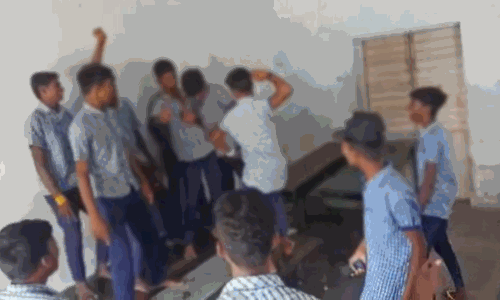 ராகிங் செய்த செங்கம் அரசு மேல்நிலைப்பள்ளி மாணவர்கள் இடை நீக்கம்