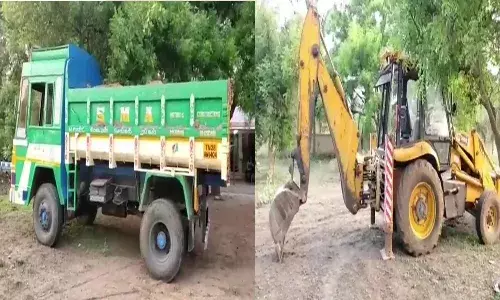 கோபி: சட்டவிரோதமாக மண் அள்ளிய லாரி மற்றும் பொக்லைன் பறிமுதல்