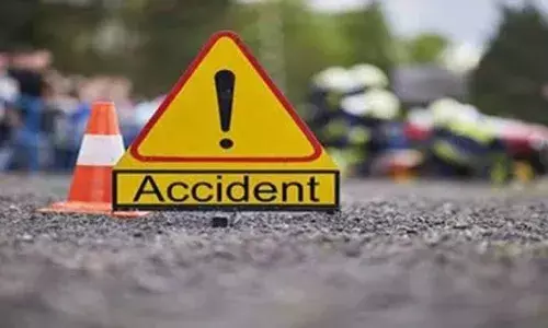 தஞ்சையில் லோடு வேன் மோதி சைக்கிளில் சென்ற முதியவர் பலி தஞ்சையில் லோடு வேன் மோதி சைக்கிளில் சென்ற முதியவர் பலி
