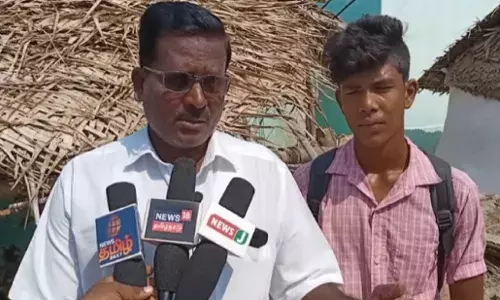 பாஸானது தெரியாமல் மீண்டும் 10-ம் வகுப்பு படித்த அரசு பள்ளி மாணவன்