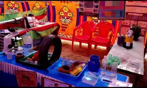 வருமுன் காப்போம் மருத்துவமுகாமில் சுமார் 5 மணி நேரம் காத்திருந்த மக்கள்