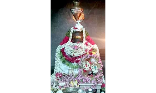 முத்துகாப்பட்டி சிவன் கோயிலில் சித்திரை பிரதோஷ சிறப்பு வழிபாடு