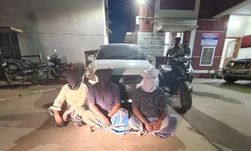 புதுக்கோட்டையில் மருத்துவர் வீட்டில் கொள்ளையடித்த 3 கொள்ளையர்கள் கைது புதுக்கோட்டையில் மருத்துவர் வீட்டில் கொள்ளையடித்த 3 கொள்ளையர்கள் கைது