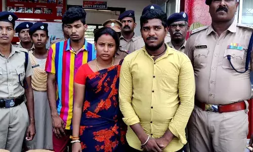 மயிலாடுதுறை: கஞ்சா கடத்தலில் ஈடுபட்ட 3 பேர் மீது குண்டர் சட்டம் பாய்ந்தது மயிலாடுதுறை: கஞ்சா கடத்தலில் ஈடுபட்ட 3 பேர் மீது குண்டர் சட்டம் பாய்ந்தது