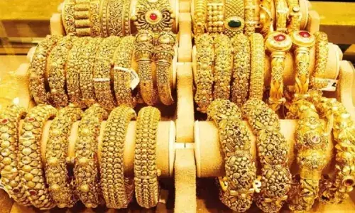 அட்சய திருதியை: விழுப்புரம் நகை கடைகளில் அலைமோதிய கூட்டம்