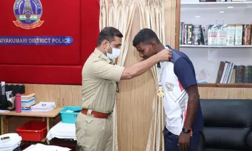 மாஸ்டர்ஸ் தடகள போட்டியில் வெற்றி - குமரி போலீசாருக்கு பாராட்டு