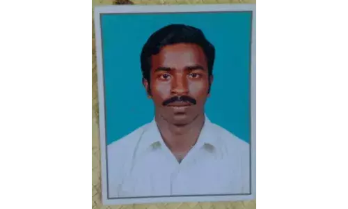 ஒரத்தநாடு பகுதியில் மின்சாரம் தாக்கி விவசாயி உயிரிழப்பு ஒரத்தநாடு பகுதியில் மின்சாரம் தாக்கி விவசாயி உயிரிழப்பு