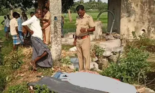 விவசாய நிலத்தில் உள்ள கிணற்றில் பெண் பிணம்